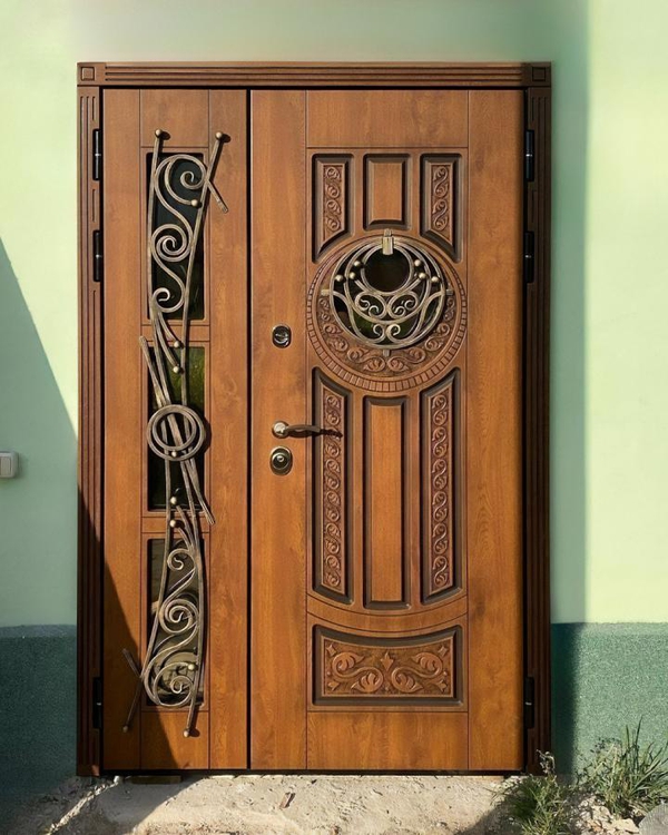 Полуторная уличная дверь МДФ Полуторная уличная дверь МДФ