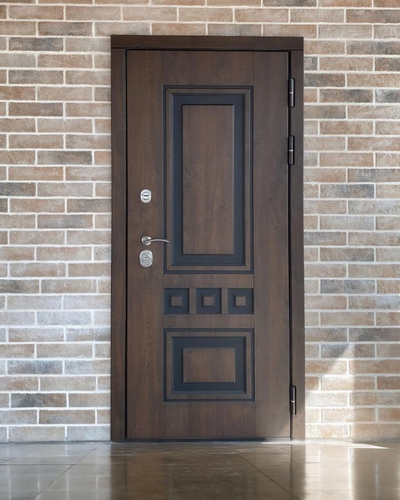 Уличная дверь с панелью МДФ Уличная дверь с панелью МДФ