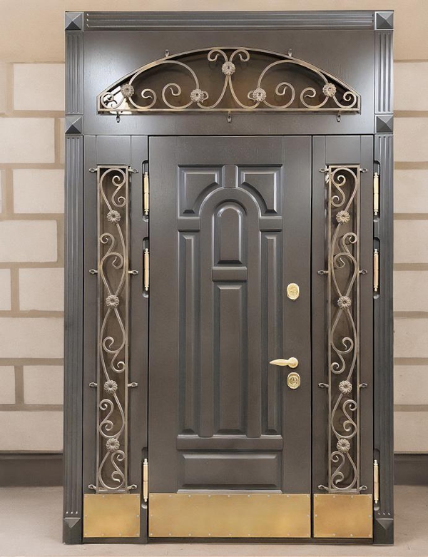 Дверь с решетками и отбойниками Дверь с решетками и отбойниками