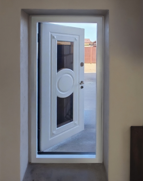 Остекленная дверь Остекленная дверь