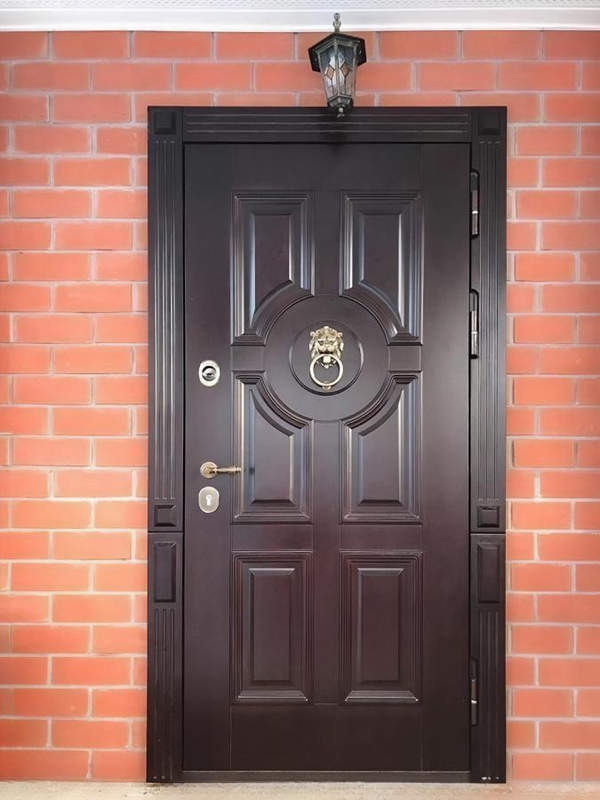 Уличная термодверь с кнокером Уличная термодверь с кнокером