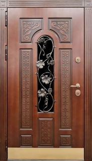 Уличная термодверь со стеклом, отбойником и ковкой «виноград» (отделка МДФ) Уличная термодверь со стеклом, отбойником и ковкой «виноград» (отделка МДФ)